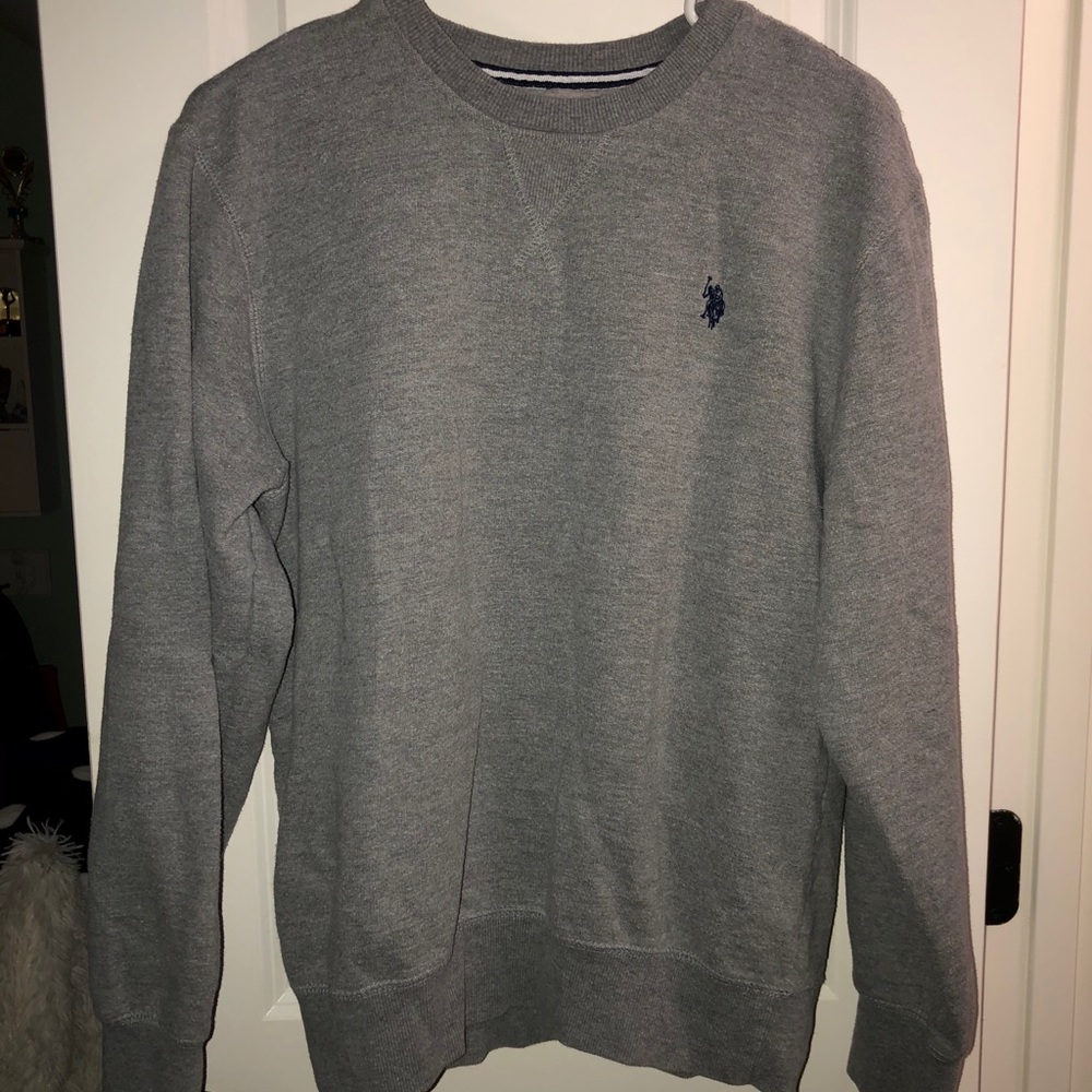 polo crewneck!